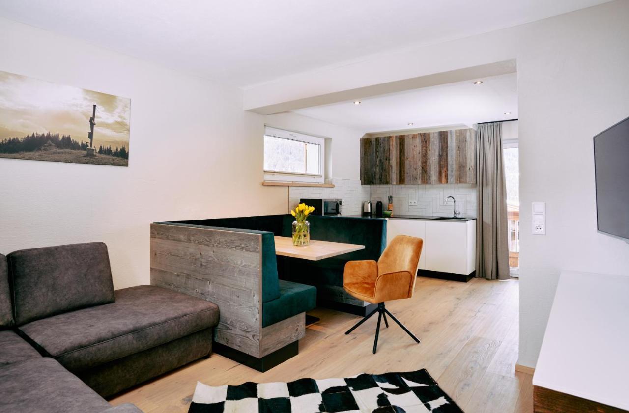 Home Suite Home Fieberbrunn Bagian luar foto